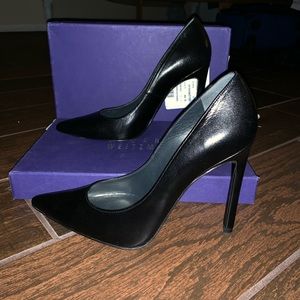 Stuart Weizman Queen Black Pumps